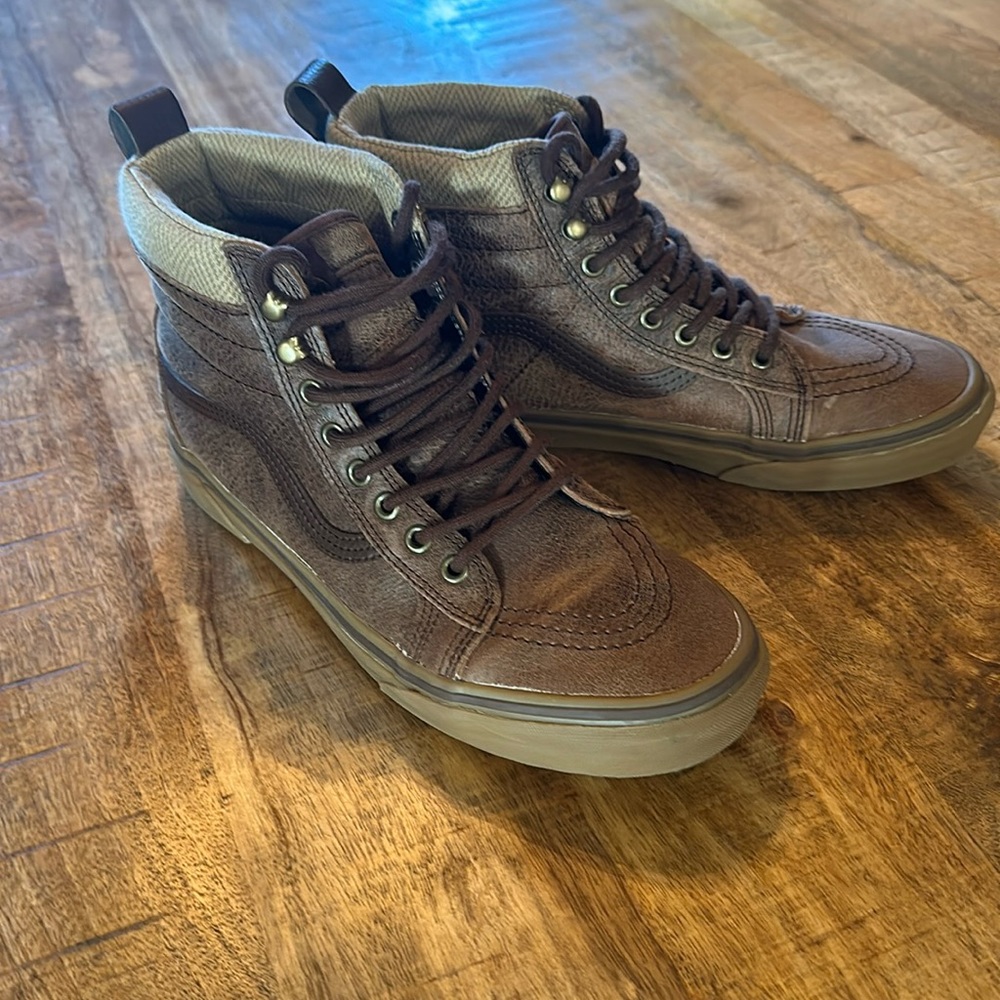 Vans MTE Sk8-Hi Brown Leather / Gum sole (Sz 9.5)